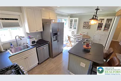 3165 Birch Circle E, Whitehall Township, PA 18052 - Photo 10