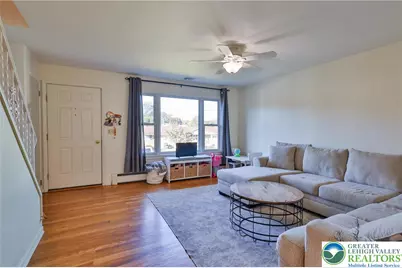 2922 Clayton Street, Palmer Twp, PA 18045 - Photo 4