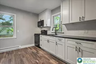 355 Brown St, East Stroudsburg, PA 18301 - Photo 10