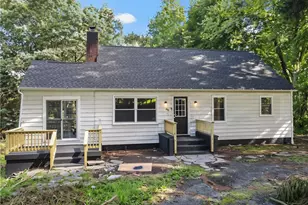 355 Brown St, East Stroudsburg, PA 18301 - Photo 2