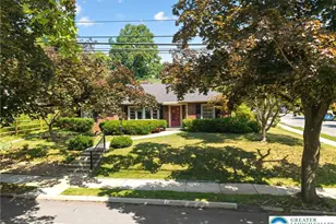 2705 Chew St, Allentown City, PA 18104 - Photo 2
