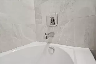21 Edie Ln, Easton, PA 18045 - Photo 10