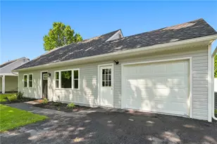 21 Edie Ln, Easton, PA 18045 - Photo 1