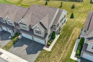 4643 Woodbrush Way, Upper Macungie Township, PA 18104 - Photo 4