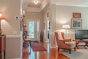 6525 Betsy Ross Cir, Bethlehem City, PA 18017 - Photo 4