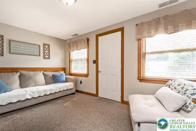117 Whispering Acres Lane, Bushkill Twp, PA 18091 - Photo 4
