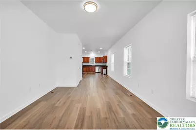 825 16th Avenue, Bethlehem City, PA 18018 - Photo 6