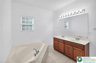 825 16th Ave, Bethlehem City, PA 18018 - Photo 24
