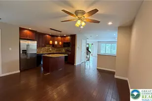 148 Cornerstone Pl, Whitehall Township, PA 18052 - Photo 8