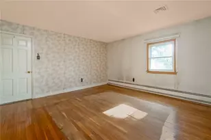 198 Pershing Blvd, Whitehall Township, PA 18052 - Photo 22