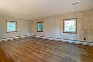 198 Pershing Blvd, Whitehall Township, PA 18052 - Photo 28