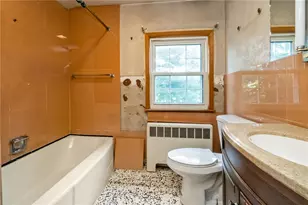198 Pershing Blvd, Whitehall Township, PA 18052 - Photo 26