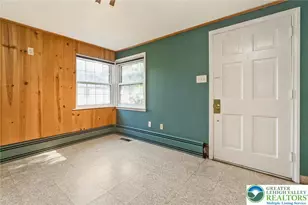 198 Pershing Blvd, Whitehall Township, PA 18052 - Photo 18