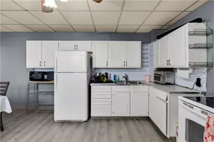 314 N 1st St, Lehighton Boro, PA 18235 - Photo 4