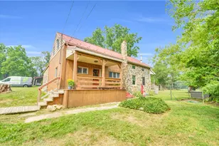3390 Mountain Rd, Upper Bern Twp, PA 19526 - Photo 2