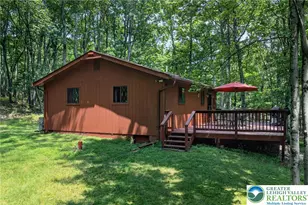 1137 Grand Mesa Dr, Chestnuthill Twp, PA 18353 - Photo 8