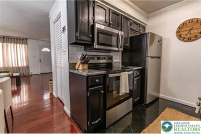 2949 Ithaca Street, Allentown City, PA 18103 - Photo 14