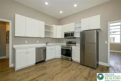 1012 2nd Street #Two Bedroom, North Catasauqua Bor, PA 18032 - Photo 14