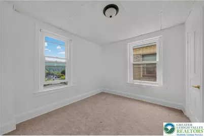 917 Spring Street, Bethlehem City, PA 18018 - Photo 14