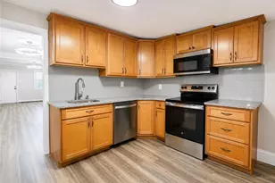 260 E Abbott St, Lansford, PA 18232 - Photo 4