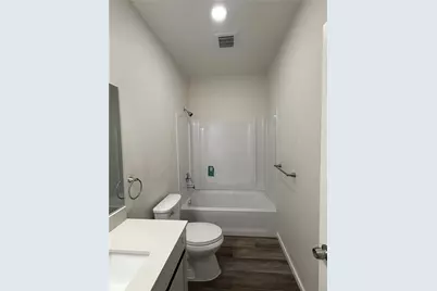4444 E Texas Road #4, Lower Macungie Township, PA 18103 - Photo 4