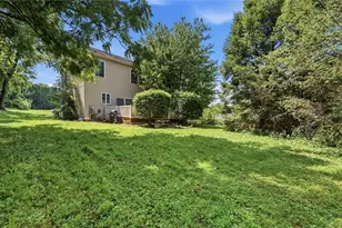 1285 N Main St, South Whitehall Township, PA 18104 - Photo 24