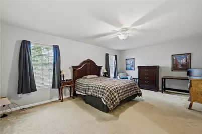 1285 N Main Street, South Whitehall Township, PA 18104 - Photo 12