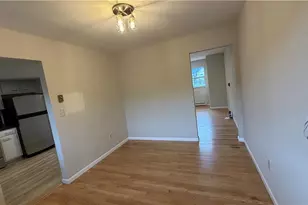 1809 Frankenfield St, Allentown City, PA 18104 - Photo 8