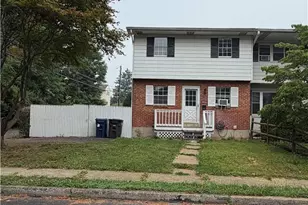 1809 Frankenfield St, Allentown City, PA 18104 - Photo 2