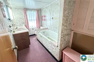 45 W Holland St, Summit Hill Boro, PA 18250 - Photo 28