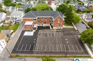 1012 2nd St, North Catasauqua Bor, PA 18032 - Photo 2