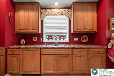 5544 Briar Lane, Whitehall Township, PA 18052 - Photo 12