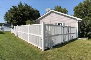 49 Seyfried Ave, Upper Nazareth Twp, PA 18064 - Photo 20