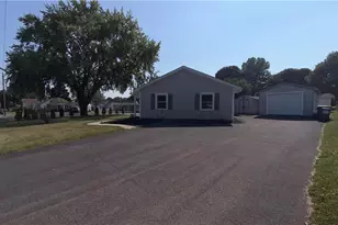 49 Seyfried Ave, Upper Nazareth Twp, PA 18064 - Photo 24