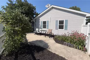 49 Seyfried Ave, Upper Nazareth Twp, PA 18064 - Photo 16