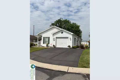 766 Biltmore Avenue, Forks, PA 18040 - Photo 2