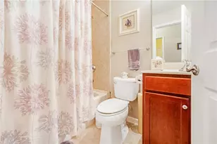 4406 Colonial Ln, Upper Saucon Township, PA 18034 - Photo 6