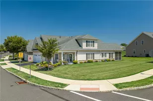 4406 Colonial Ln, Upper Saucon Township, PA 18034 - Photo 1