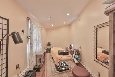 1631 Northampton Street, Wilson, PA 18042 - Photo 16
