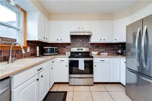 122 N 7th St, Emmaus Boro, PA 18049 - Photo 24