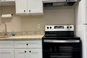 28 Main St, Emmaus Boro, PA 18049 - Photo 6