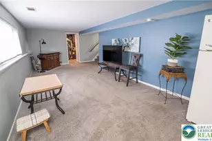 2122 Vista Dr, Bethlehem City, PA 18018 - Photo 16