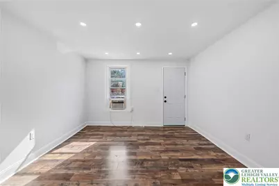 527 N Elliger Street, Allentown City, PA 18102 - Photo 2