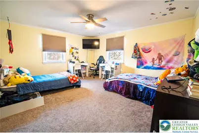3360 Woodlea Road, North Whitehall Township, PA 18069 - Photo 12