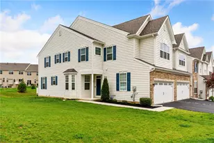 301 Redclover Ln, Allentown City, PA 18104 - Photo 2