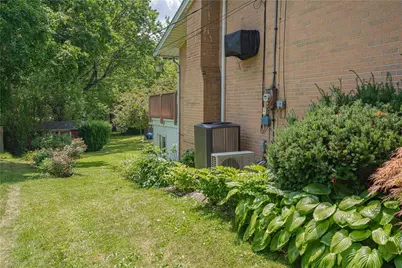 1411 Chippewa Drive, Upper Macungie Township, PA 18104 - Photo 46