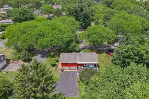 1411 Chippewa Dr, Upper Macungie Township, PA 18104 - Photo 48