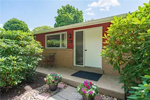 1411 Chippewa Dr, Upper Macungie Township, PA 18104 - Photo 2