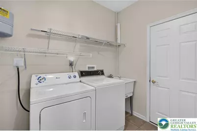 4690 Blue Grass Lane, Lower Macungie Township, PA 18062 - Photo 22