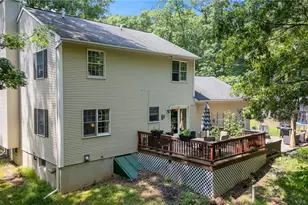 1306 N Rocky Mountain Dr, Chestnuthill Twp, PA 18330 - Photo 2